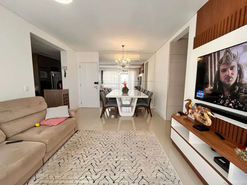 Apartamento com 2 quartos à venda, 76m2 em Florianopolis - SC - imagem 4 Foto 4 de Apartamento com 2 quartos à venda, 76m2 em Florianopolis - SC