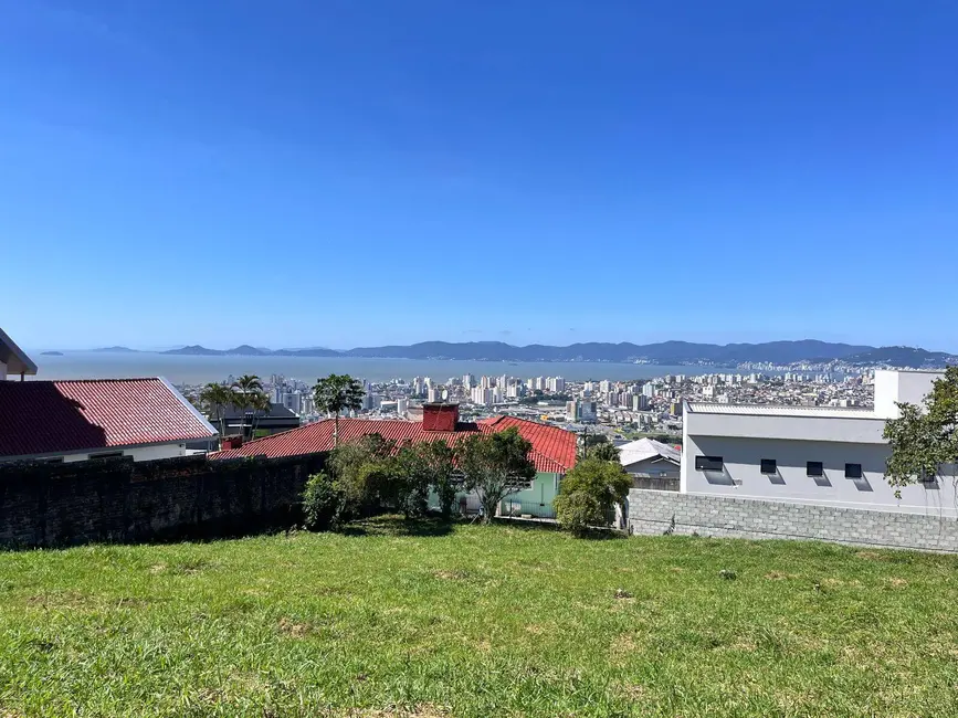 Foto 4 de Terreno / Lote à venda em Bosque das Mansões, Sao Jose - SC