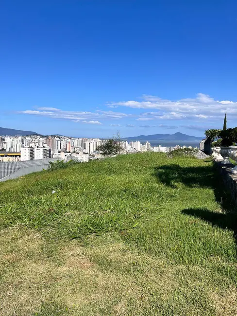 Foto 3 de Terreno / Lote à venda, 763m2 em Bosque das Mansões, Sao Jose - SC
