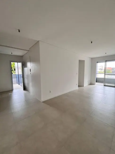 Foto 2 de Apartamento com 3 quartos à venda, 85m2 em Capoeiras, Florianopolis - SC
