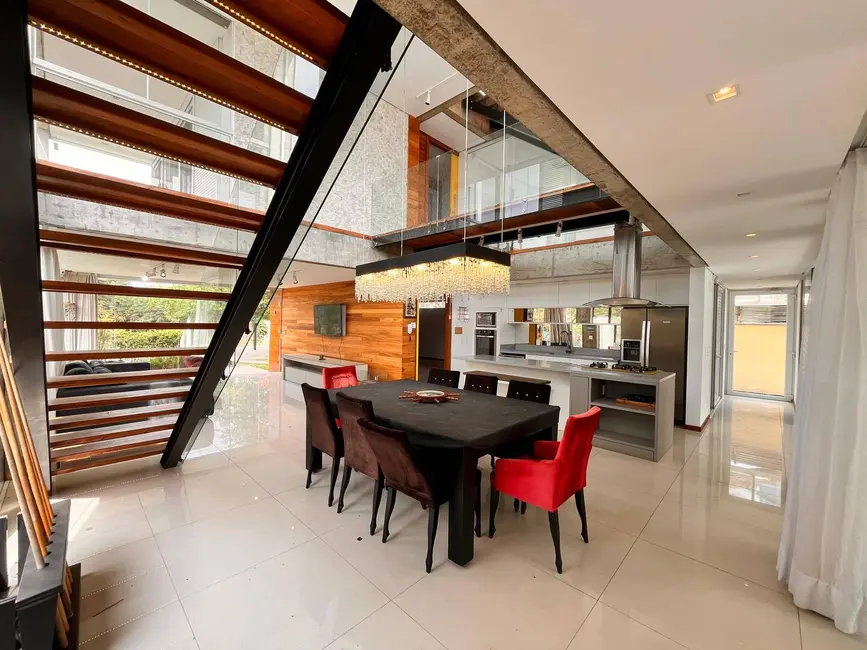 Casa com 3 quartos à venda em Morro das Pedras, Florianopolis - SC - imagem 8 Foto 8 de Casa com 3 quartos à venda em Morro das Pedras, Florianopolis - SC