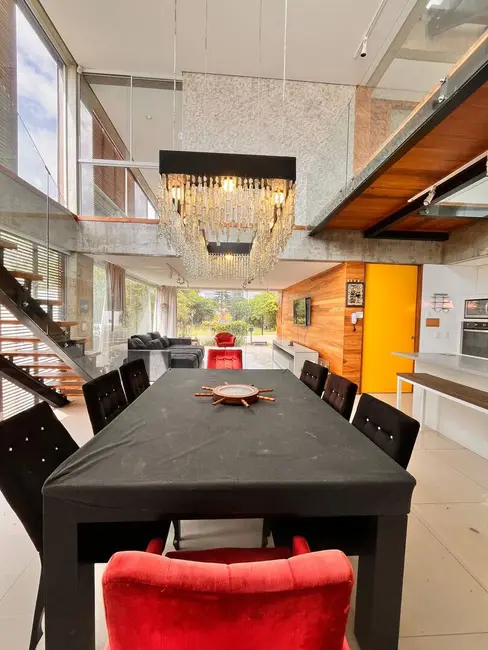 Casa com 3 quartos à venda em Morro das Pedras, Florianopolis - SC - imagem 6 Foto 6 de Casa com 3 quartos à venda em Morro das Pedras, Florianopolis - SC