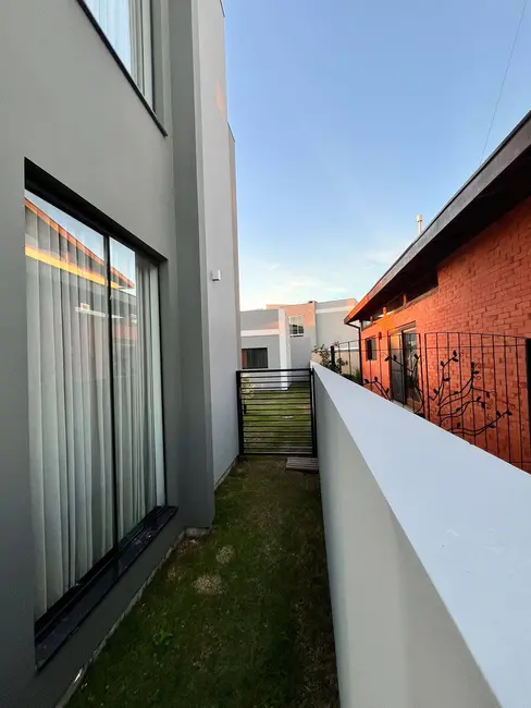 Foto 4 de Casa com 4 quartos à venda em Campeche, Florianopolis - SC