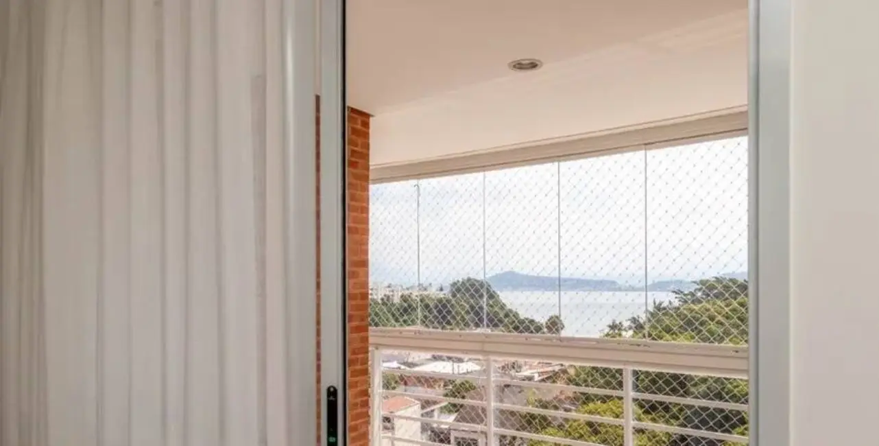 Foto 4 de Apartamento com 3 quartos à venda, 92m2 em Abraão, Florianopolis - SC
