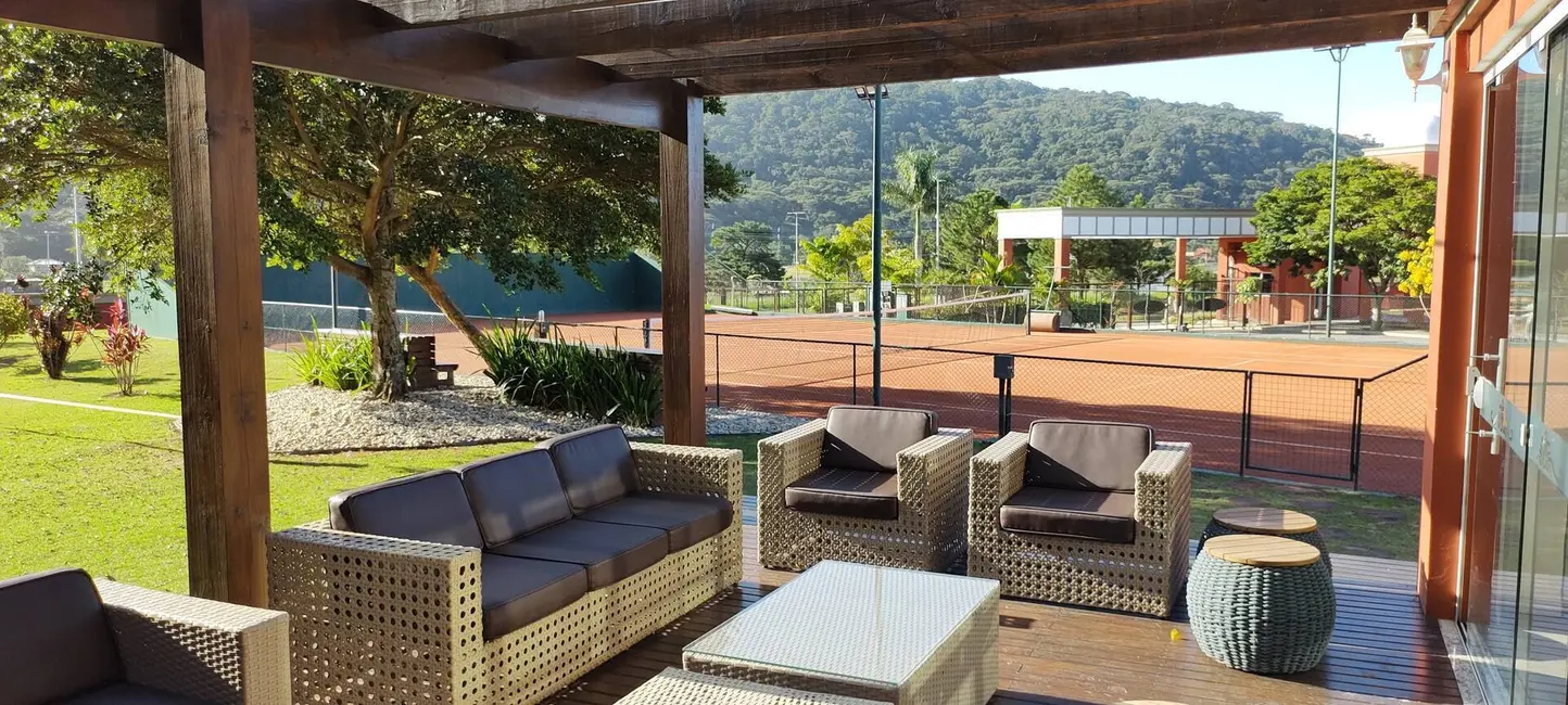 Foto 4 de Terreno / Lote à venda, 817m2 em Rio Tavares, Florianopolis - SC