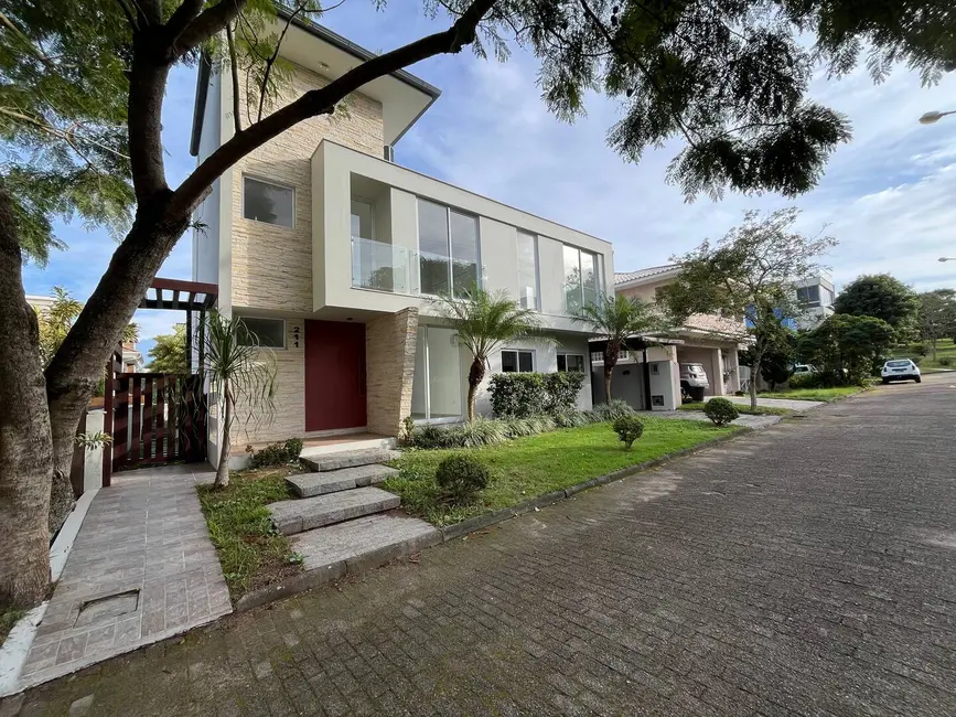 Foto 1 de Casa com 3 quartos à venda e para alugar em Campeche, Florianopolis - SC
