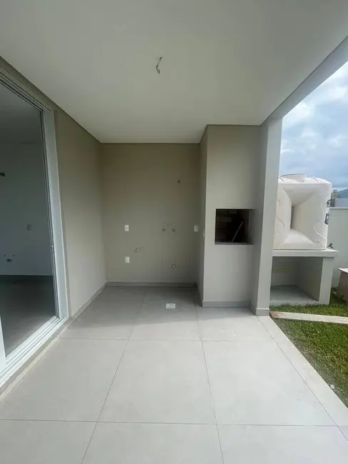 Casa com 3 quartos à venda em Campeche, Florianopolis - SC - imagem 6 Foto 6 de Casa com 3 quartos à venda em Campeche, Florianopolis - SC