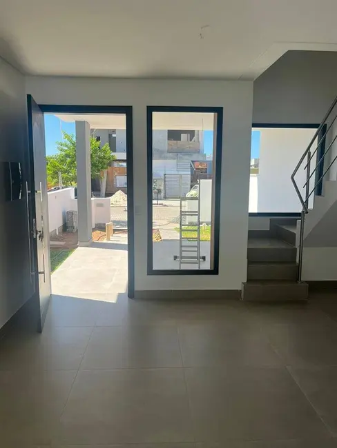 Foto 5 de Casa com 3 quartos à venda em Campeche, Florianopolis - SC