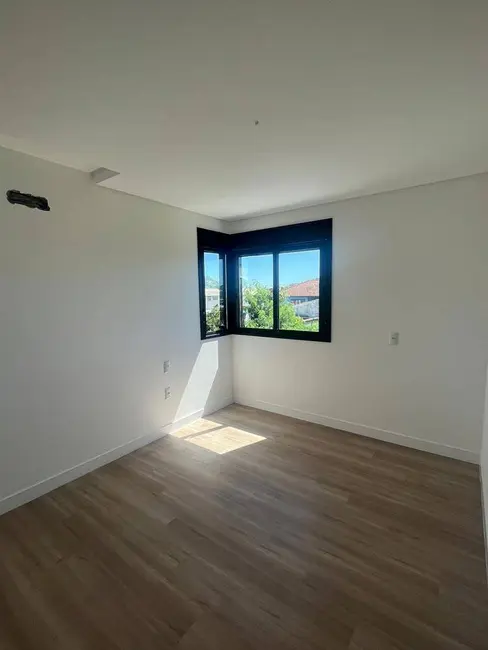 Foto 9 de Casa com 3 quartos à venda em Campeche, Florianopolis - SC