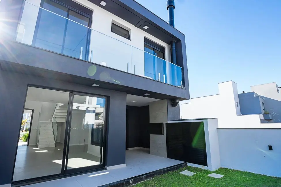 Casa com 3 quartos à venda, 187m2 em Beira Rio, Biguacu - SC - imagem 3 Foto 3 de Casa com 3 quartos à venda, 187m2 em Beira Rio, Biguacu - SC