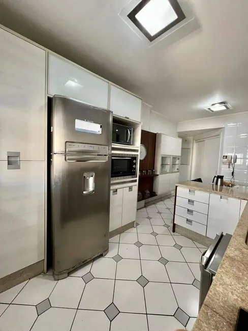 Apartamento com 4 quartos à venda, 152m2 em Centro, Florianopolis - SC - imagem 8 Foto 8 de Apartamento com 4 quartos à venda, 152m2 em Centro, Florianopolis - SC