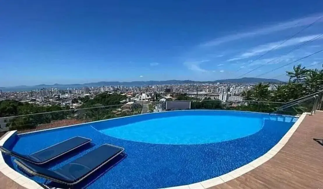 Foto 1 de Casa com 4 quartos à venda, 1050m2 em Bosque das Mansões, Sao Jose - SC