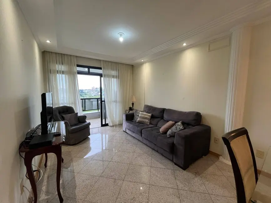 Apartamento com 4 quartos para alugar, 138m2 em Coqueiros, Florianopolis - SC - imagem 5 Foto 5 de Apartamento com 4 quartos para alugar, 138m2 em Coqueiros, Florianopolis - SC