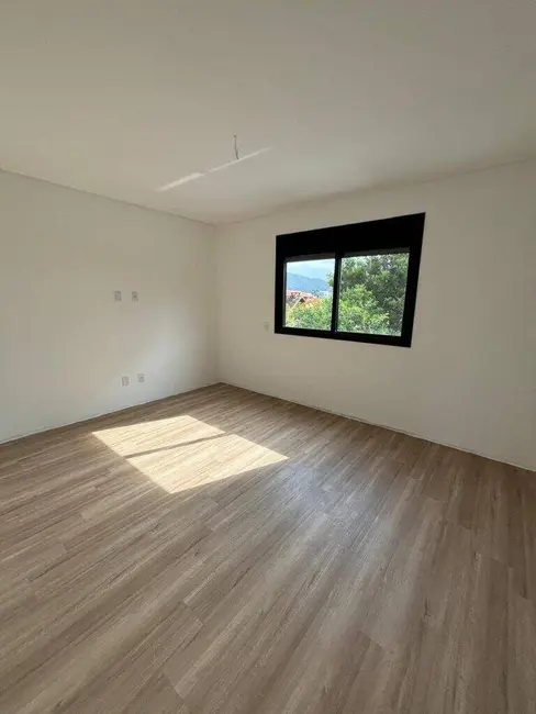 Foto 8 de Casa com 3 quartos à venda em Campeche, Florianopolis - SC