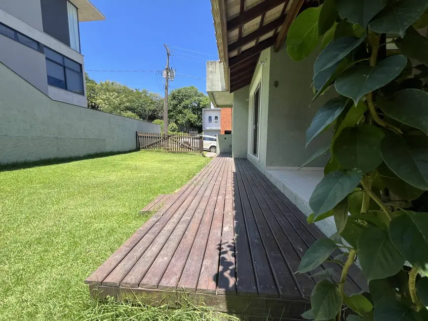 Foto 3 de Casa com 3 quartos para alugar, 123m2 em Campeche, Florianopolis - SC