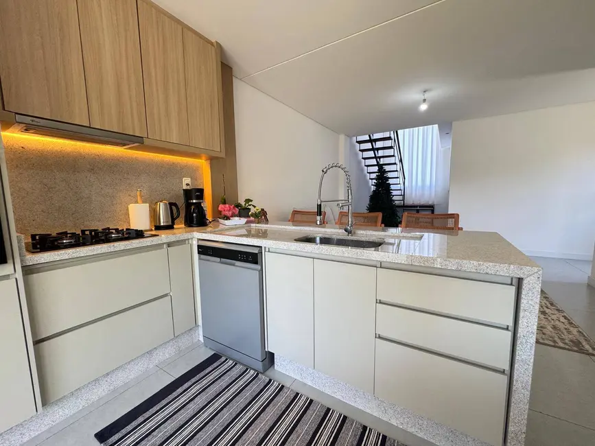 Foto 5 de Casa com 3 quartos à venda em Campeche, Florianopolis - SC