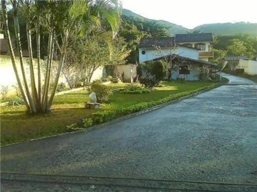 Casa com 6 quartos à venda, 3718m2 em Rio Tavares, Florianopolis - SC - imagem 3 Foto 3 de Casa com 6 quartos à venda, 3718m2 em Rio Tavares, Florianopolis - SC