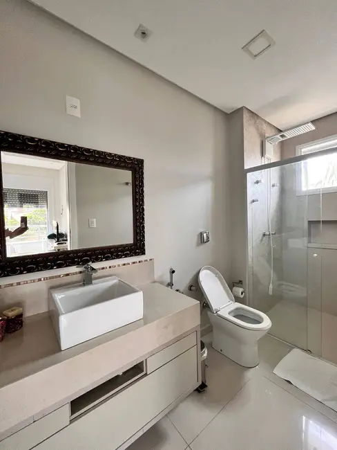 Foto 9 de Casa com 5 quartos à venda e para alugar, 436m2 em Campeche, Florianopolis - SC
