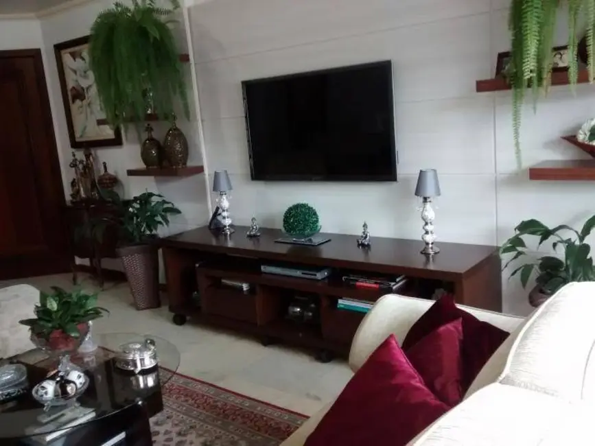 Apartamento com 3 quartos à venda, 157m2 em Centro, Florianopolis - SC - imagem 4 Foto 4 de Apartamento com 3 quartos à venda, 157m2 em Centro, Florianopolis - SC