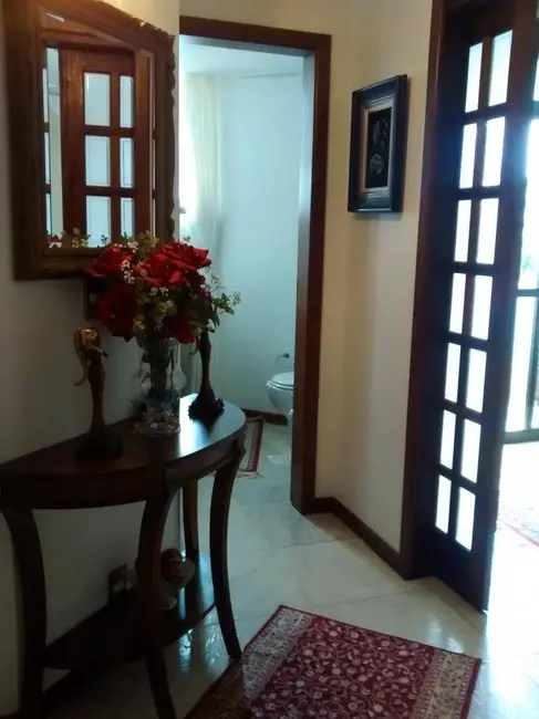 Apartamento com 3 quartos à venda, 157m2 em Centro, Florianopolis - SC - imagem 8 Foto 8 de Apartamento com 3 quartos à venda, 157m2 em Centro, Florianopolis - SC