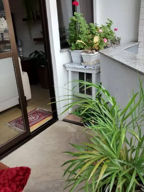 Apartamento com 3 quartos à venda, 157m2 em Centro, Florianopolis - SC - imagem 7 Foto 7 de Apartamento com 3 quartos à venda, 157m2 em Centro, Florianopolis - SC