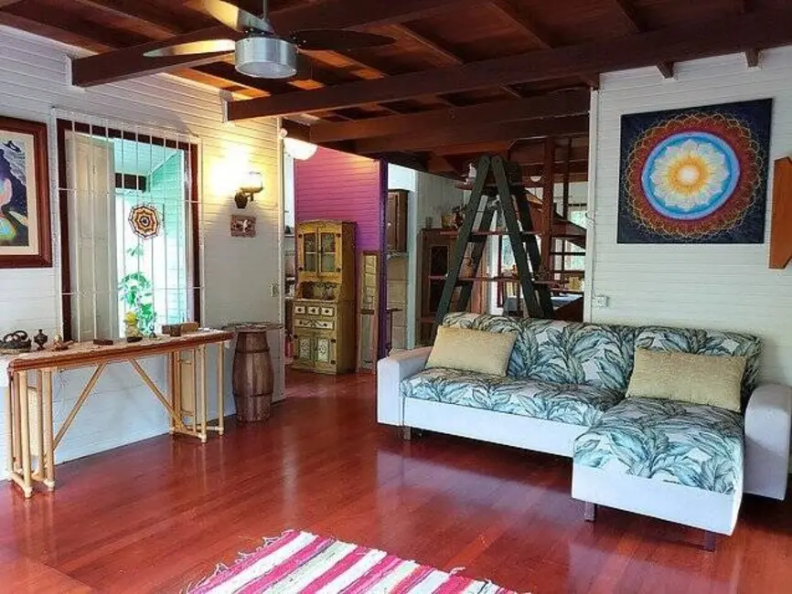 Foto 3 de Casa com 3 quartos à venda, 190m2 em Florianopolis - SC