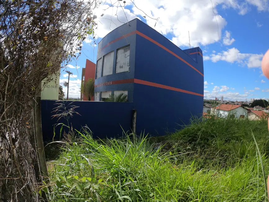 Sala Comercial à venda e para alugar, 800m2 em Campinas - SP - imagem 4 Foto 4 de Sala Comercial à venda e para alugar, 800m2 em Campinas - SP