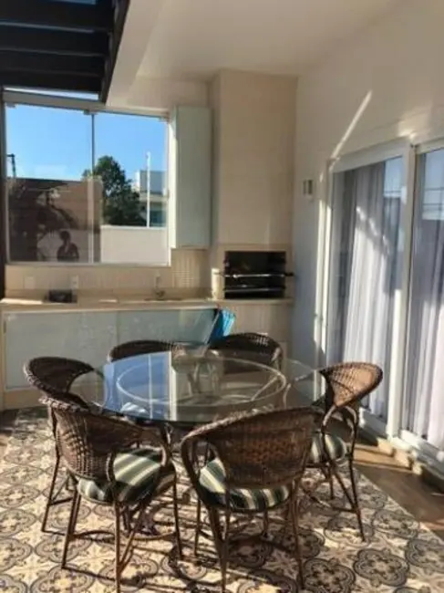 Foto 4 de Casa com 3 quartos à venda, 230m2 em Campeche, Florianopolis - SC
