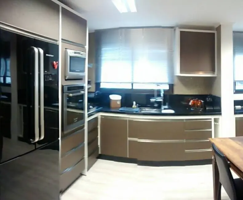 Apartamento com 3 quartos à venda, 140m2 em Centro, Florianopolis - SC - imagem 3 Foto 3 de Apartamento com 3 quartos à venda, 140m2 em Centro, Florianopolis - SC