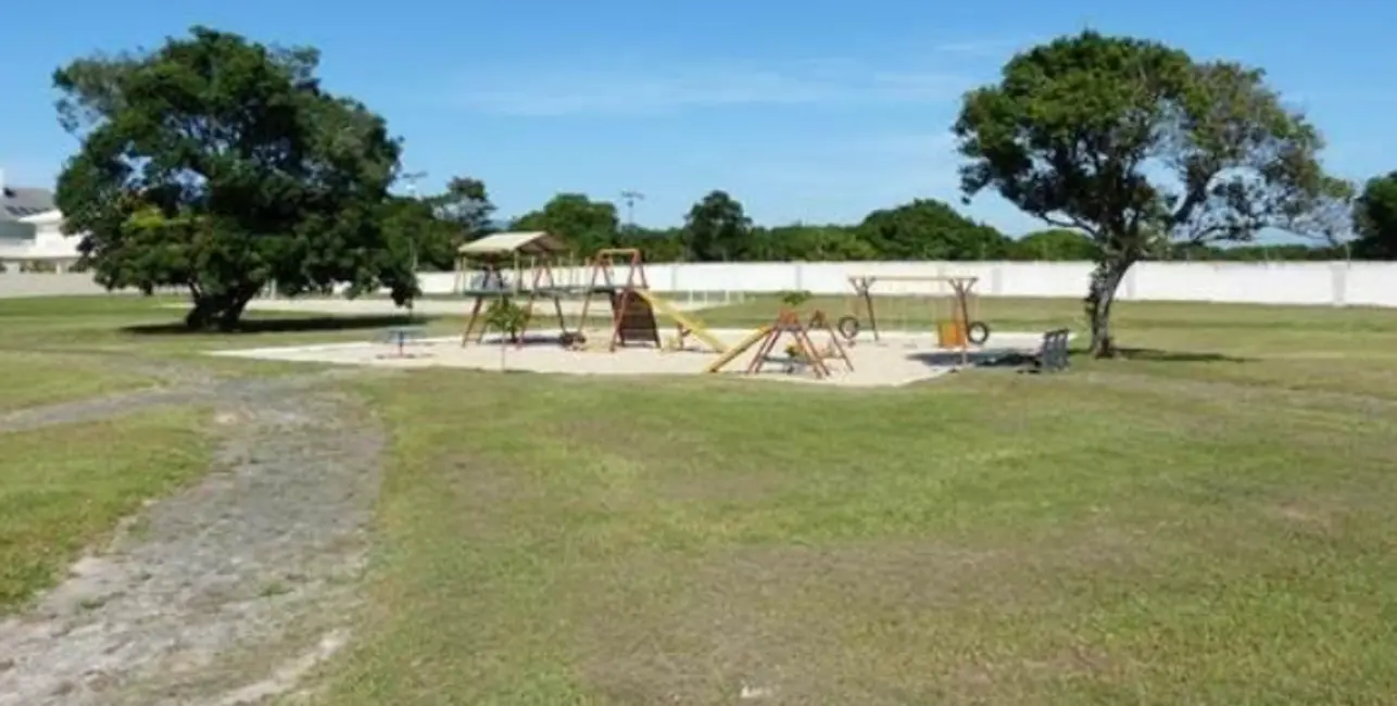 Terreno / Lote à venda, 586m2 em Campeche, Florianopolis - SC - imagem 8 Foto 8 de Terreno / Lote à venda, 586m2 em Campeche, Florianopolis - SC