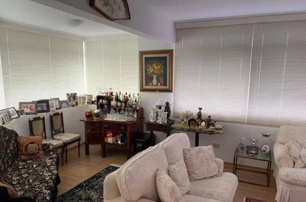 Apartamento com 4 quartos à venda, 227m2 em Centro, Florianopolis - SC - imagem 4 Foto 4 de Apartamento com 4 quartos à venda, 227m2 em Centro, Florianopolis - SC