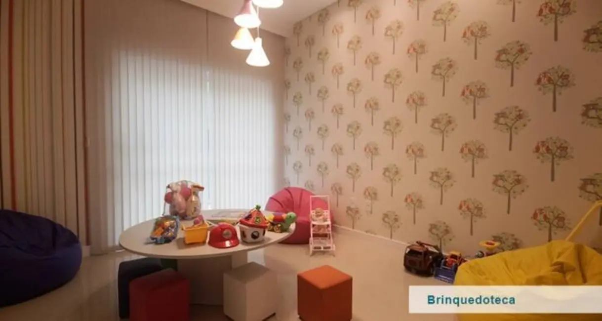 Foto 2 de Apartamento com 4 quartos à venda, 135m2 em Centro, Balneario Camboriu - SC