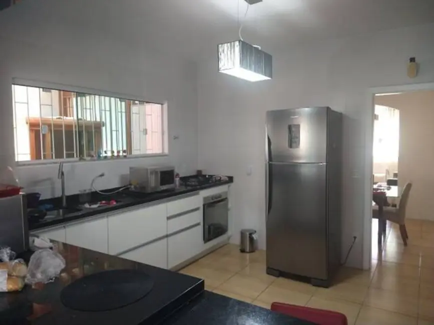 Foto 2 de Casa com 3 quartos à venda em Centro, Sao Jose - SC