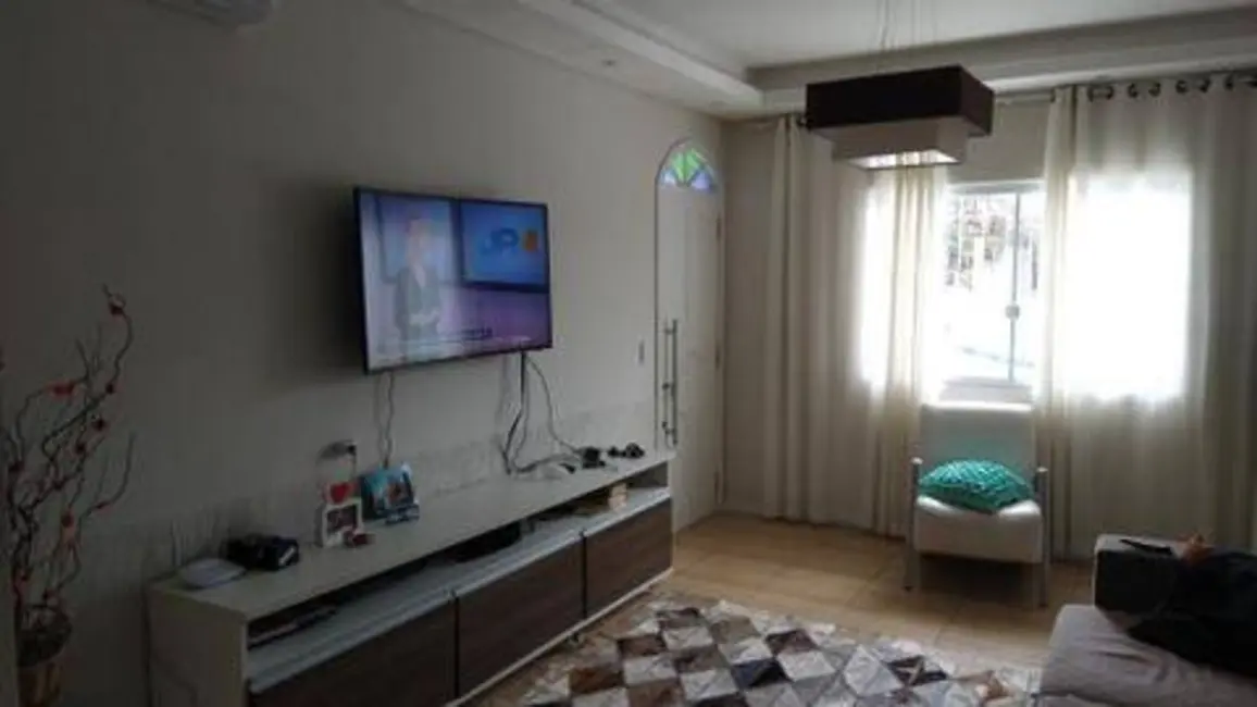 Foto 9 de Casa com 3 quartos à venda em Centro, Sao Jose - SC