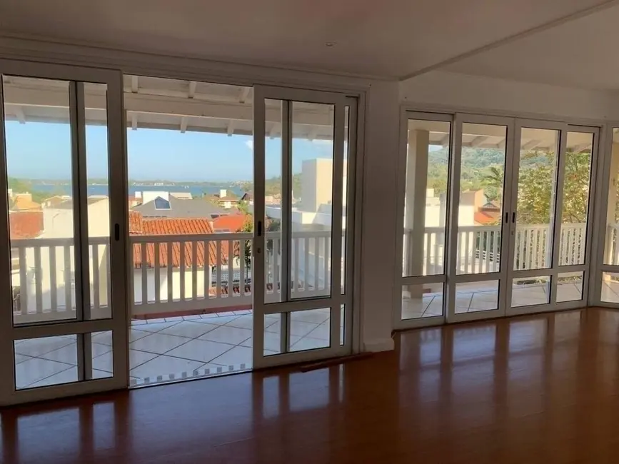 Foto 2 de Casa com 5 quartos à venda em Lagoa da Conceição, Florianopolis - SC