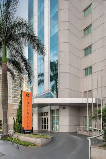 Apartamento com 1 quarto à venda, 26m2 em Moema, São Paulo - SP - imagem 2 Foto 2 de Apartamento com 1 quarto à venda, 26m2 em Moema, São Paulo - SP