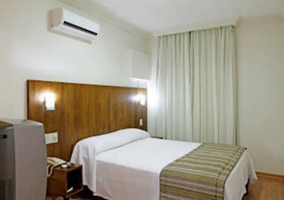 Foto 8 de Apartamento com 1 quarto à venda, 37m2 em Vila Paraíba, Guaratingueta - SP