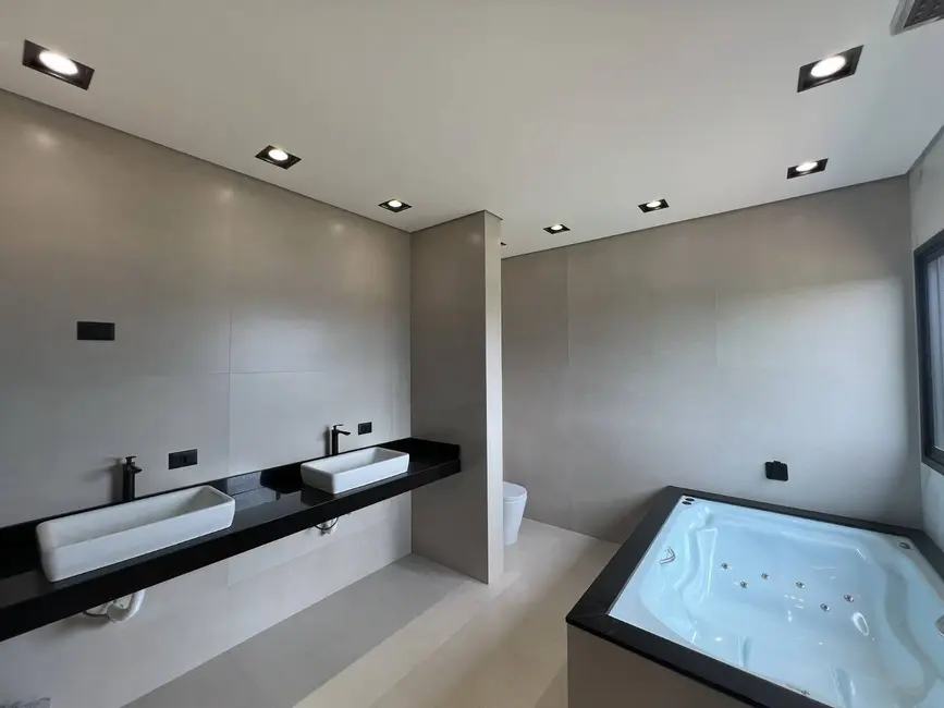 Foto 2 de Casa com 4 quartos à venda, 458m2 em Santana De Parnaiba - SP