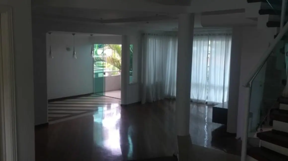 Casa com 4 quartos à venda, 630m2 em Alphaville, Santana De Parnaiba - SP - imagem 9 Foto 9 de Casa com 4 quartos à venda, 630m2 em Alphaville, Santana De Parnaiba - SP