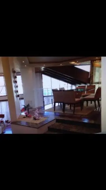 Foto 2 de Casa com 4 quartos à venda em Santana De Parnaiba - SP