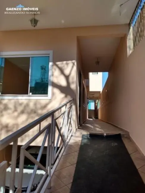 Sobrado com 4 quartos à venda, 200m2 em Bela Vista, Osasco - SP - imagem 6 Foto 6 de Sobrado com 4 quartos à venda, 200m2 em Bela Vista, Osasco - SP