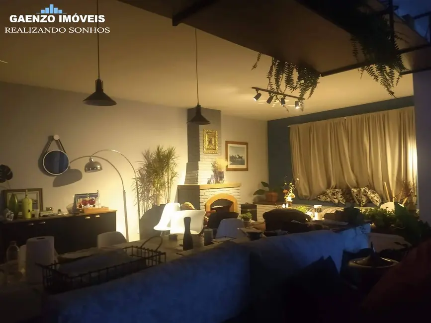 Sítio / Rancho com 5 quartos à venda, 1200m2 em Jardim Gonçalves, Sorocaba - SP - imagem 6 Foto 6 de Sítio / Rancho com 5 quartos à venda, 1200m2 em Jardim Gonçalves, Sorocaba - SP