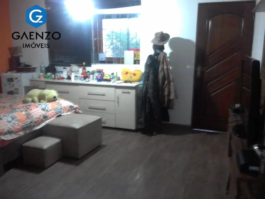 Casa com 3 quartos à venda, 242m2 em Cidade das Flores, Osasco - SP - imagem 6 Foto 6 de Casa com 3 quartos à venda, 242m2 em Cidade das Flores, Osasco - SP