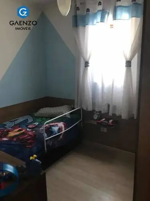 Sobrado com 3 quartos à venda, 225m2 em Cidade das Flores, Osasco - SP - imagem 9 Foto 9 de Sobrado com 3 quartos à venda, 225m2 em Cidade das Flores, Osasco - SP