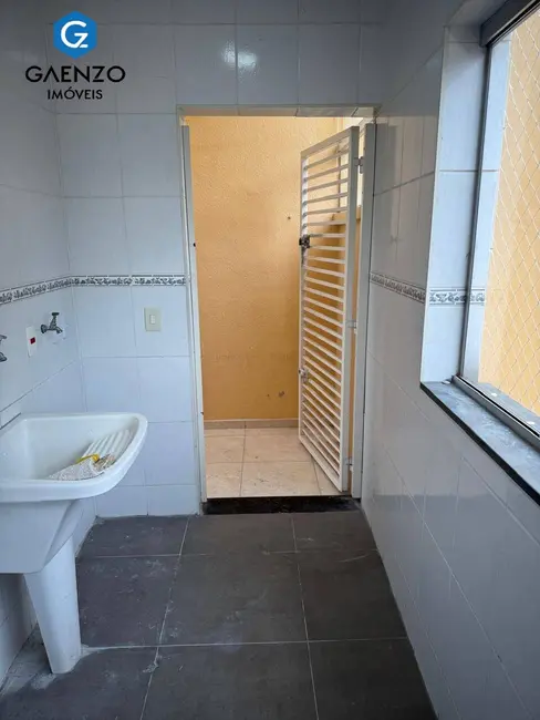 Foto 6 de Sobrado com 3 quartos à venda, 199m2 em Vila Yara, Osasco - SP
