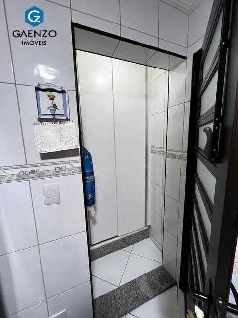 Foto 9 de Sobrado com 5 quartos à venda, 247m2 em Vila Yolanda, Osasco - SP
