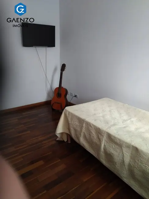 Sobrado com 3 quartos à venda, 196m2 em Jaguaribe, Osasco - SP - imagem 3 Foto 3 de Sobrado com 3 quartos à venda, 196m2 em Jaguaribe, Osasco - SP