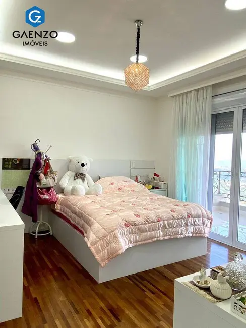 Casa de Condomínio com 5 quartos à venda, 950m2 em Alphaville, Santana De Parnaiba - SP - imagem 3 Foto 3 de Casa de Condomínio com 5 quartos à venda, 950m2 em Alphaville, Santana De Parnaiba - SP