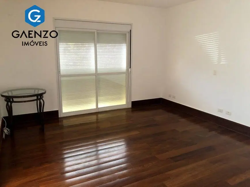 Casa com 4 quartos à venda, 900m2 em Alphaville, Santana De Parnaiba - SP - imagem 7 Foto 7 de Casa com 4 quartos à venda, 900m2 em Alphaville, Santana De Parnaiba - SP