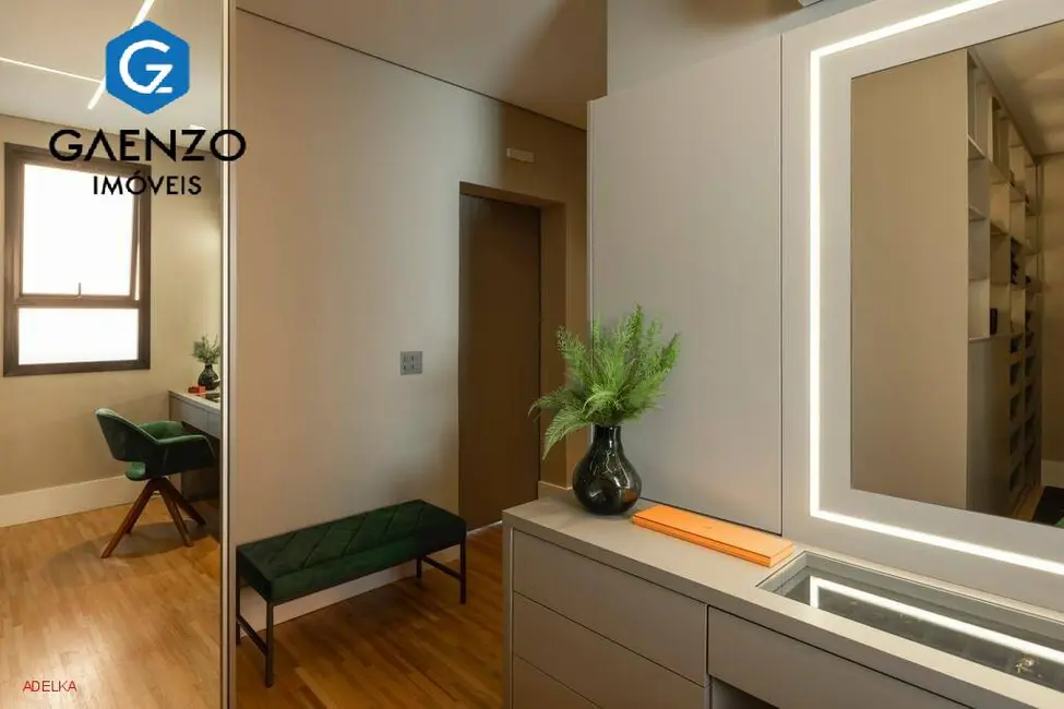 Casa de Condomínio com 4 quartos à venda, 800m2 em Alphaville, Santana De Parnaiba - SP - imagem 2 Foto 2 de Casa de Condomínio com 4 quartos à venda, 800m2 em Alphaville, Santana De Parnaiba - SP